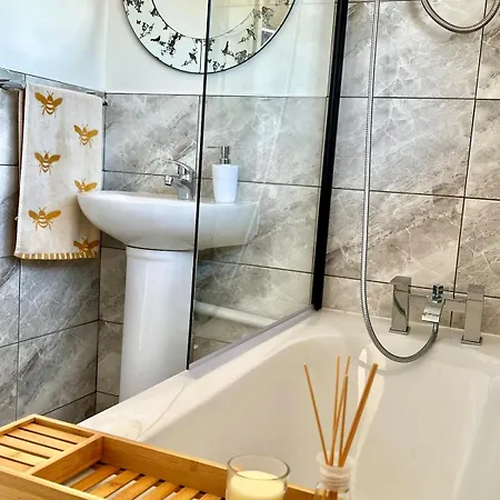 بيت للعطل Orchid S&n House 2